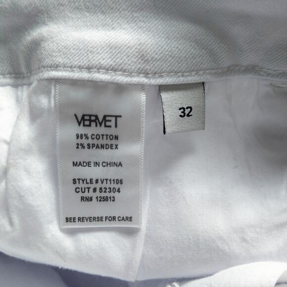 Vervet Women’s Jeans Clean Girl Minimalist White Distressed Crop Raw Hem Size 32 - Picture 8 of 10